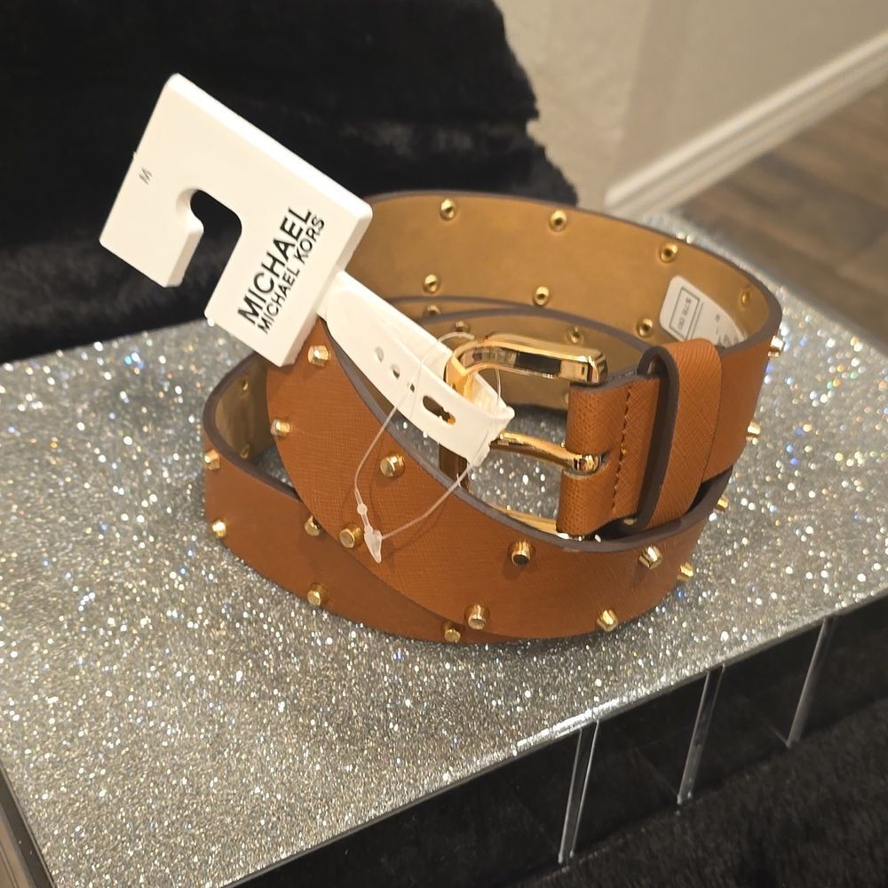 Michael Kors Astor Stud Studded Belt - Picture 5 of 7